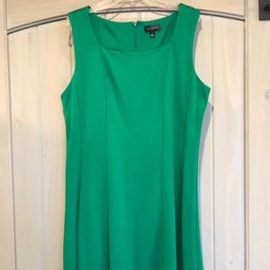 Lucky green sleeveless dress